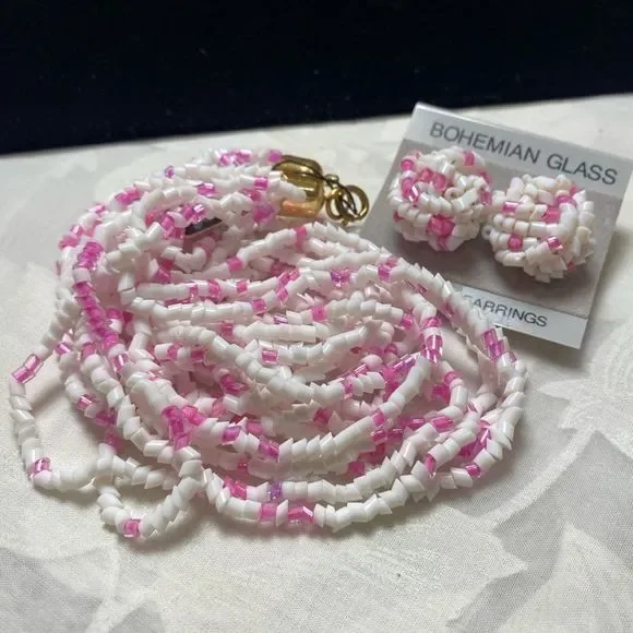 Vintage Pink and White Bohemian Glass MultiStrand Necklace Set NWT - Picture 1 of 15